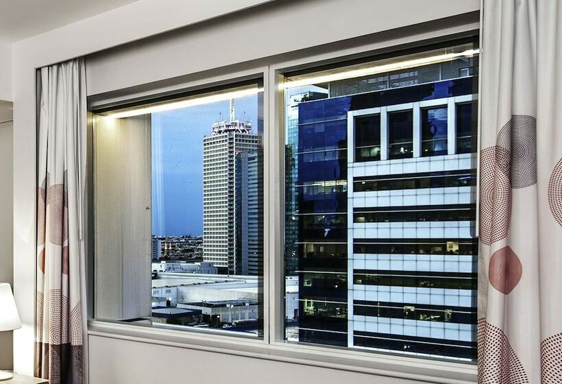 Номер Superior, Novotel World Trade Centre Dubai