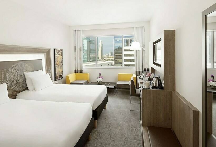 Номер Superior, Novotel World Trade Centre Dubai