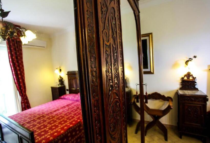 标准间带阳台, La Quercia Antica B&b