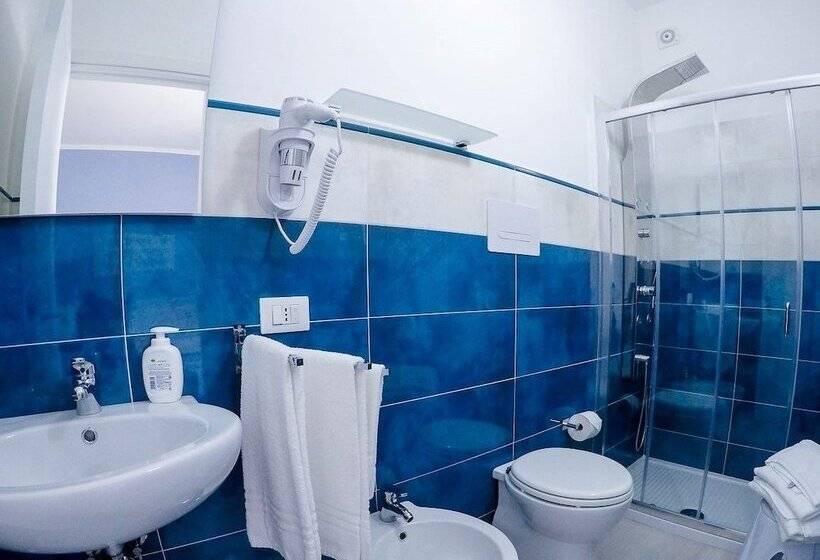 Номер Стандарт Трехместный, Reginelena B&b