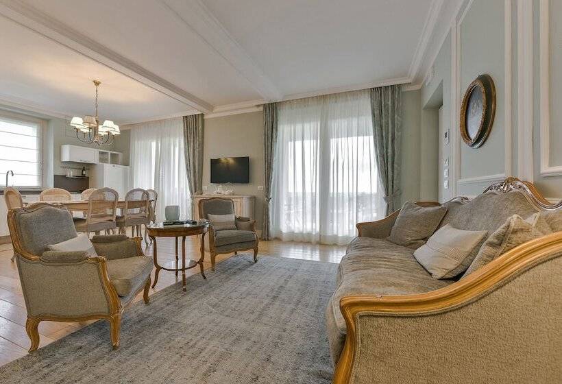 ペントハウス２ベッドルームアパート, Villa Vitae