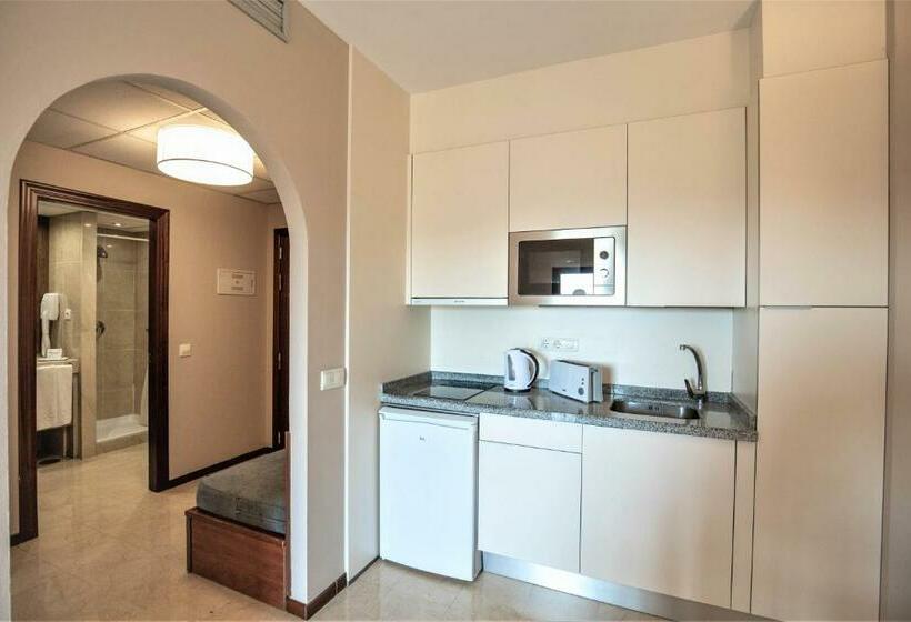 Апартаменты 2 Спальни с Террасой, Ilunion Miramar