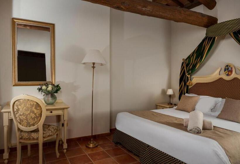 Полулюкс, Castello Di Leonina Relais Adults Only