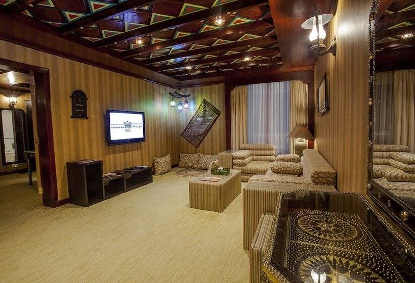 سوییت سوپریور, Haffa House