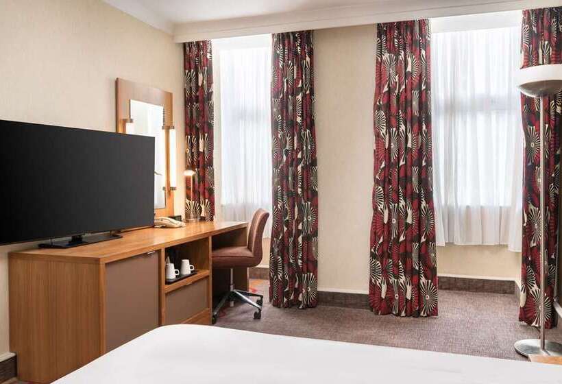Номер Deluxe, Hilton London Paddington