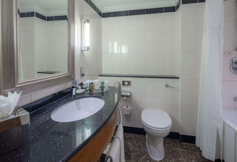 Номер Deluxe, Hilton London Paddington