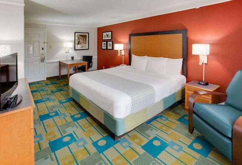 Номер Deluxe, La Quinta Inn By Wyndham Pittsburgh Airport