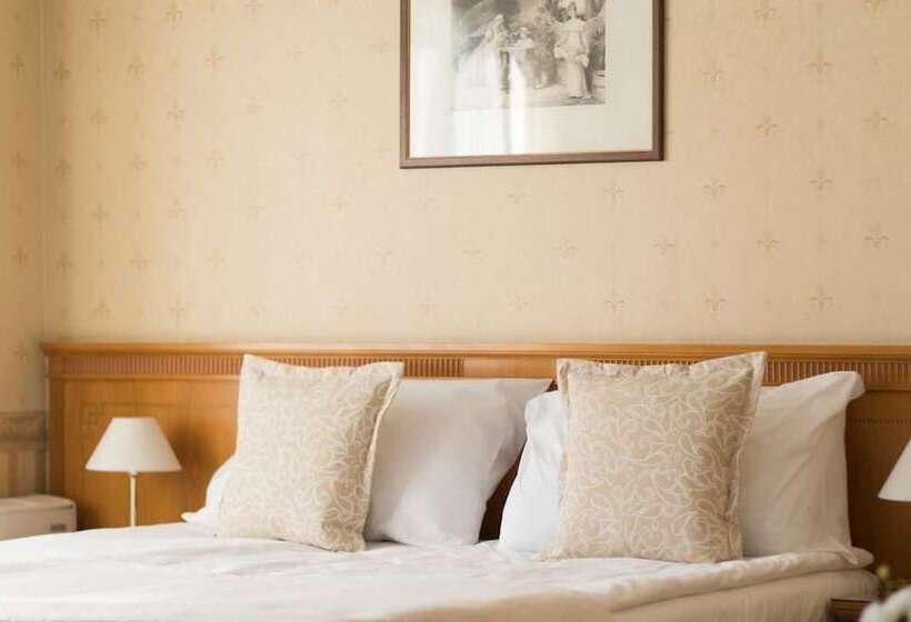 Люкс, Downtown   Top Location In The Heart Of Sofia City