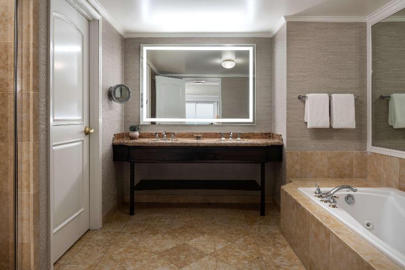 Люкс, Hyatt Regency Huntington Beach Resort And Spa