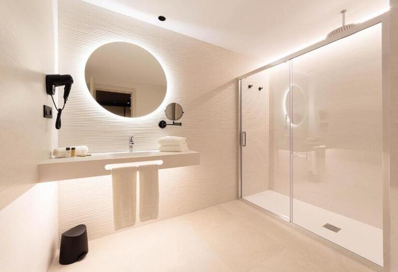 Quarto Premium, Primavera Park 4* Sup