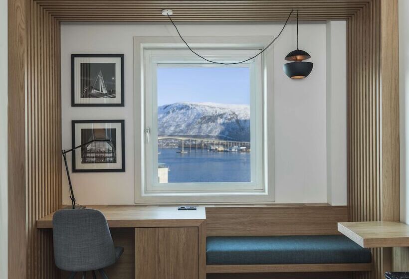 스탠다드 룸 바다 전망, Radisson Blu Hotel Tromsø