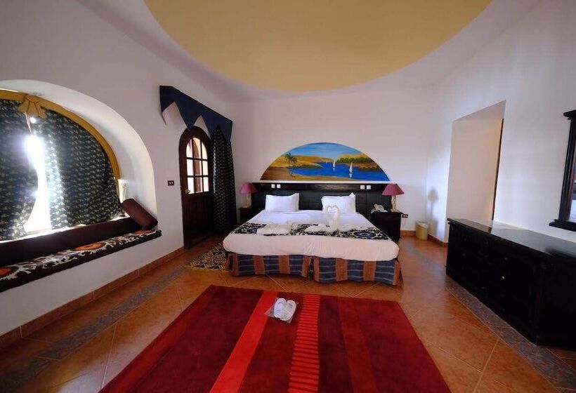سوییت اجرایی, Seti Abu Simbel Lake Resort