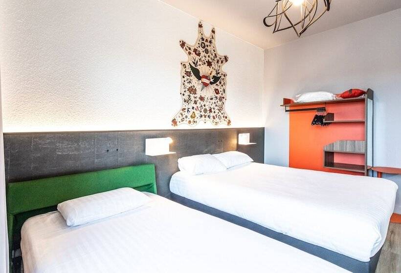 Трехместный Номер Комфорт, The Originals City, Hôtel Le Berry, Bourges