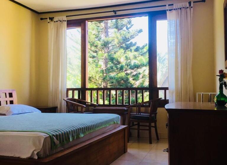 Номер Deluxe, Padangbai Beach Inn