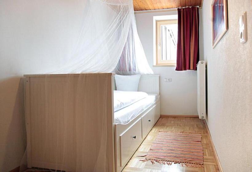 Апартаменты 3 Спальни, Bergkristall