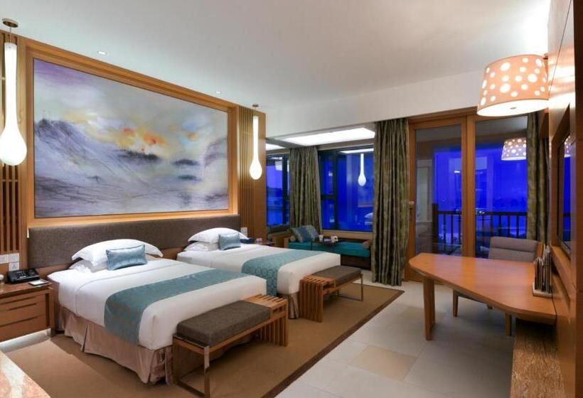 اتاق لوکس با چشم‌انداز باغ, Huidong Regal Palace Resort