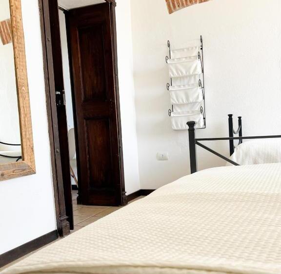 Номер Стандарт Трехместный, Is Scabas Guestrooms