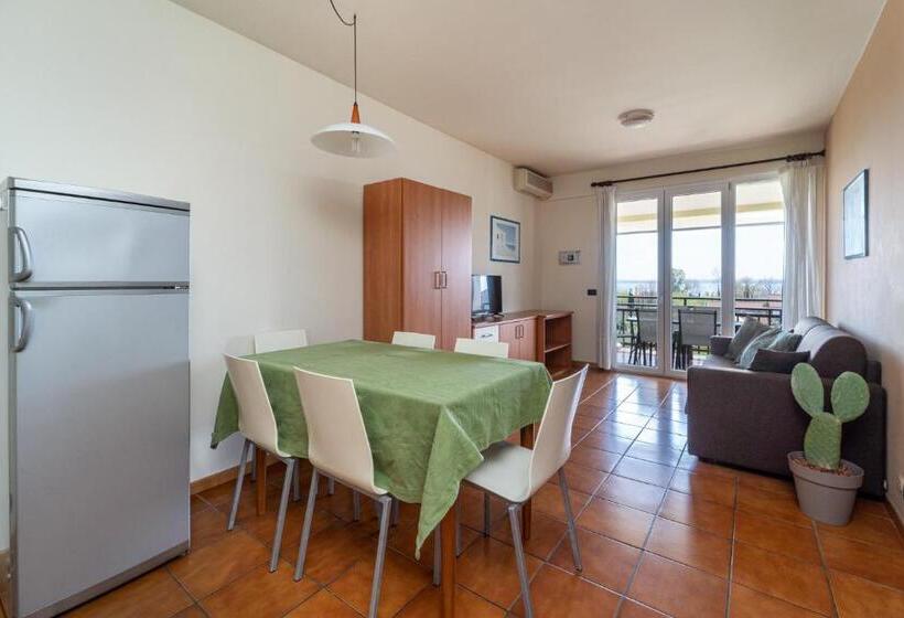2 Bedrooms Apartment Lake View, Residence Primera