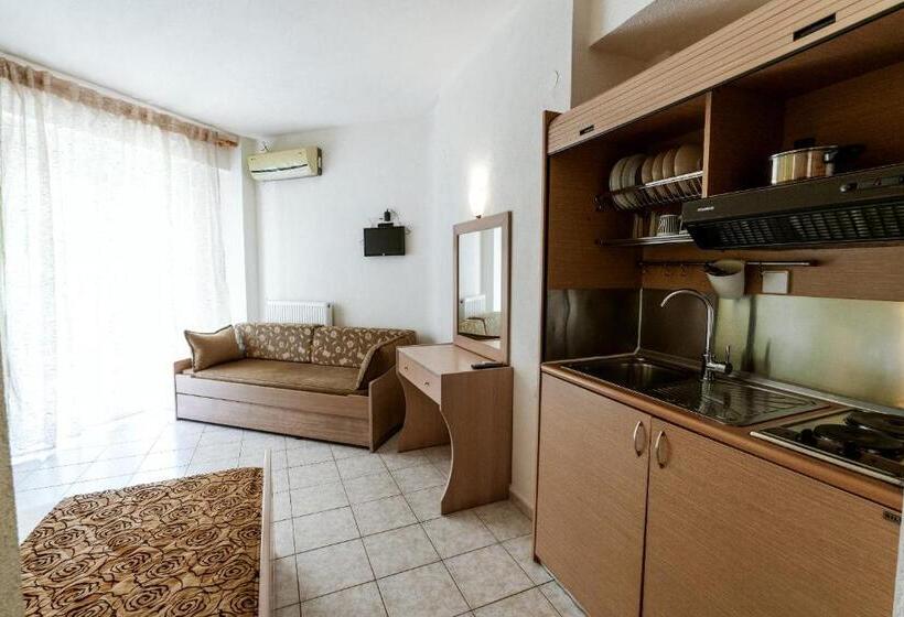 Студио Стандарт с Балконом, Stefanidis Apartments