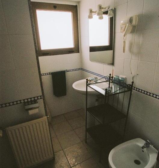 Номер Стандарт с Террасой, Hostal De L Aigua