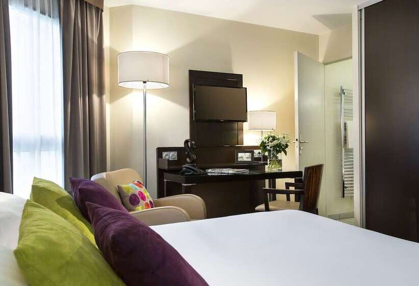 スタンダードスタジオ, Citadines Republique Paris