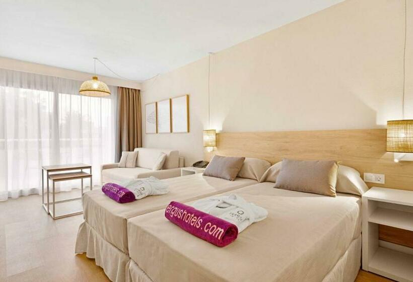 Номер Стандарт, Fergus Club Palmanova Park