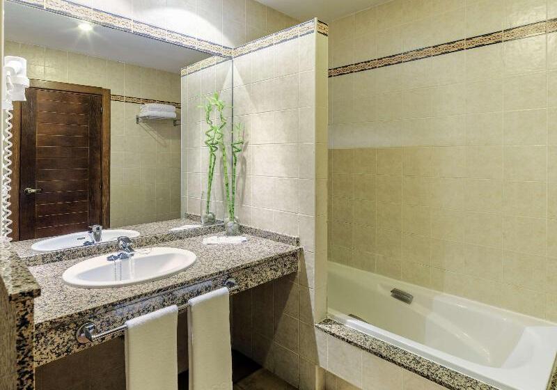 غرفة قياسية مطلّة علي البحر, Occidental Jandia Playa