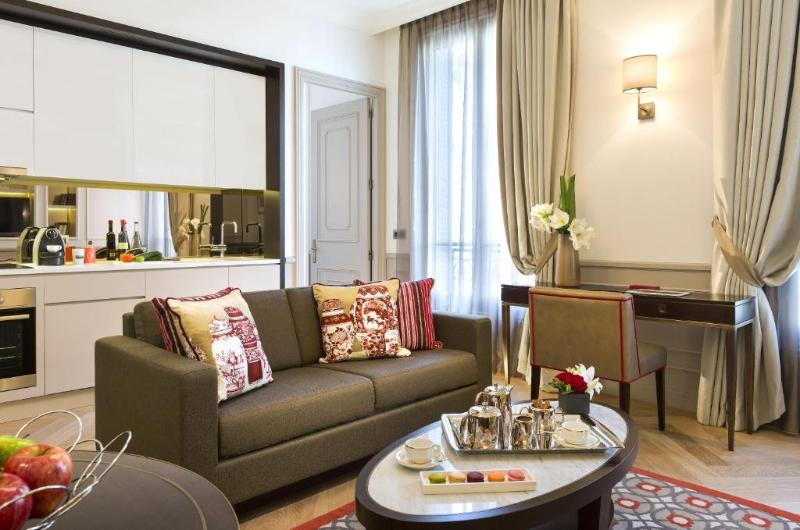Номер Deluxe, Park Grand Hyde Park
