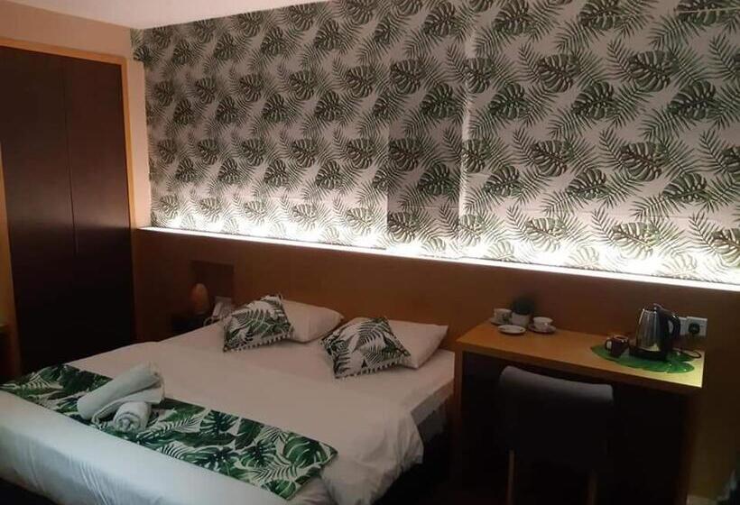 デラックススイート, Grandeur Hotel And Spa