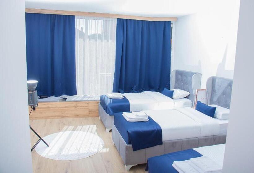 اتاق لوکس سه تخته, Motel Kvele