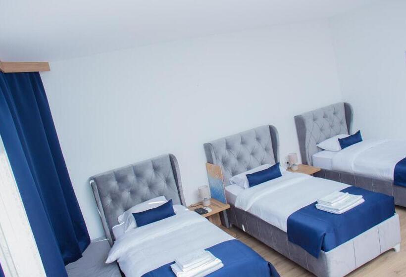 اتاق لوکس سه تخته, Motel Kvele