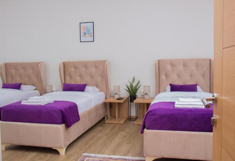 اتاق لوکس سه تخته, Motel Kvele