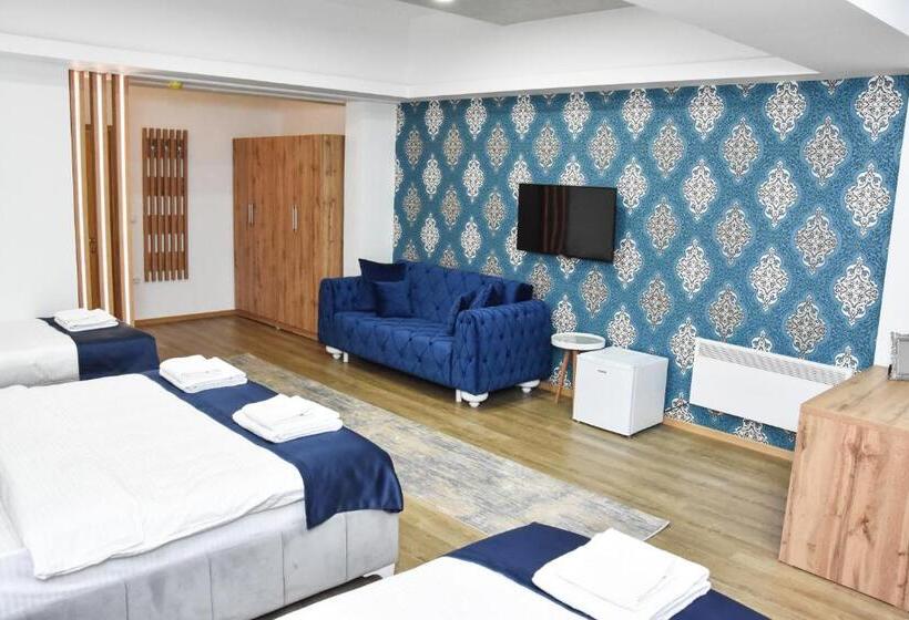 اتاق لوکس چهار تخته, Motel Kvele