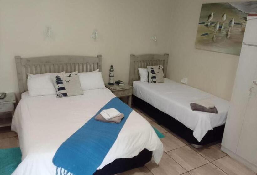 Семейный Номер, Palms Lodge