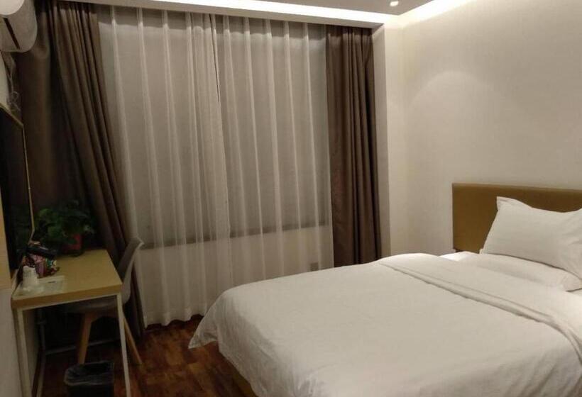 Номер бизнес-класса, 7days Inn Xianyang Xingping Jincheng Road Branch
