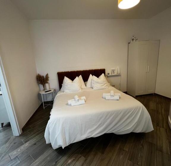 اتاق استاندارد با تخت بزرگ, Sea Fly Guest House