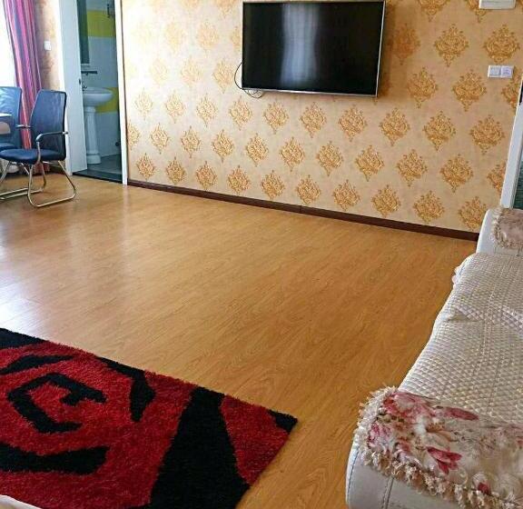 Family Suite, 7days Inn Jixian County Road