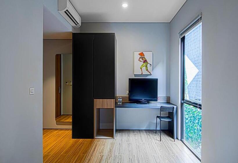 スタンダードルーム, M Studio Karawaci