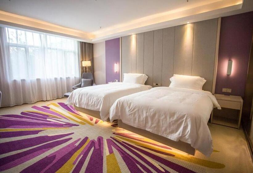 Номер Deluxe, Lavande Hotel Changji Changning Road