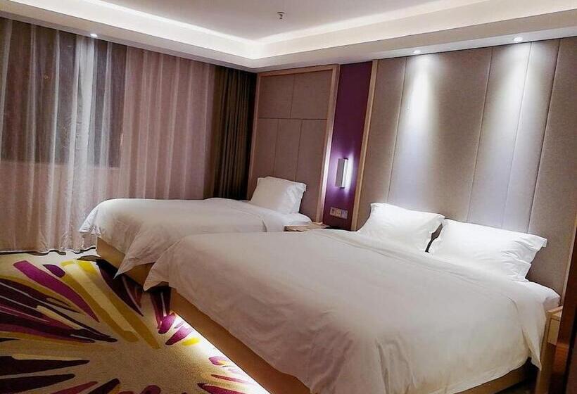 Семейный Номер, Lavande Hotel Changji Changning Road