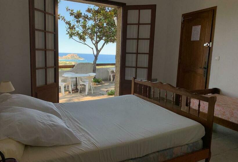 Номер Стандарт Вид на Море, Relais International De La Jeunesse