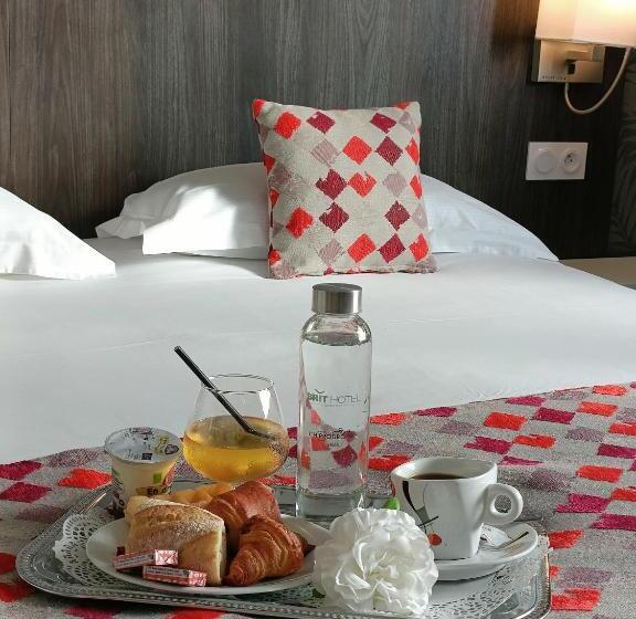 اتاق سوپریور, Brit Hotel Ploermel   Hotel De L Hippodrome