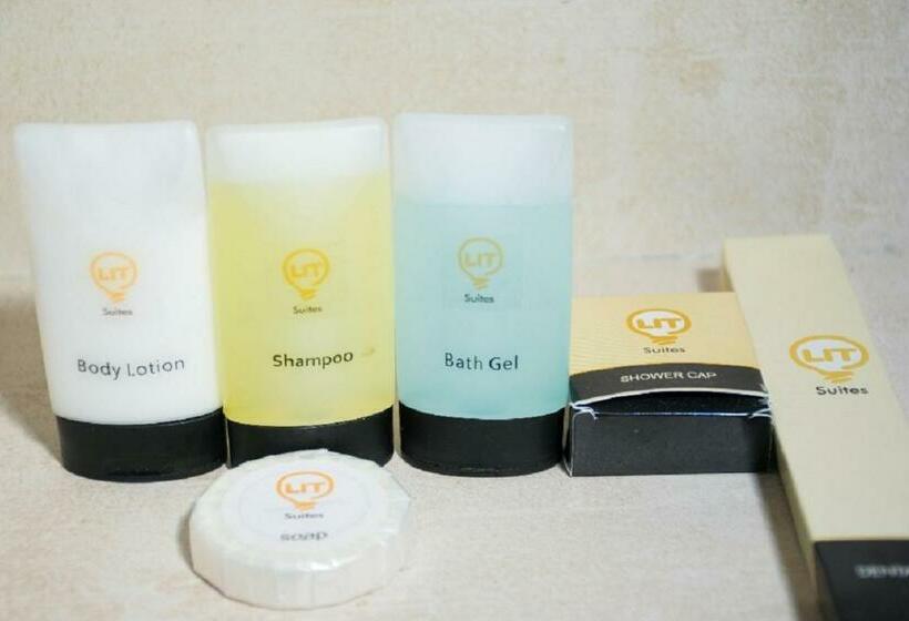 اتاق لوکس یک تخته, Lit Suites