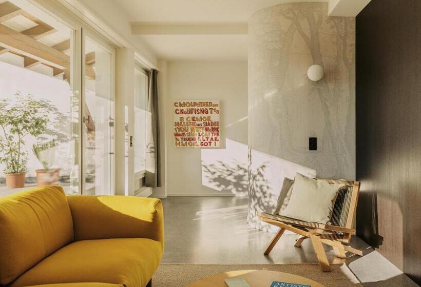 Люкс с Террасой, Boutique & Design Hotel Volkshaus Basel