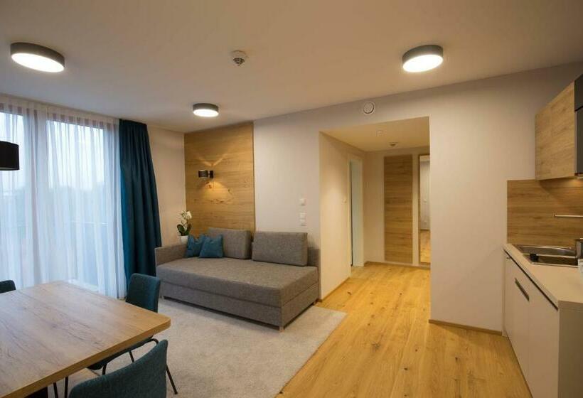 Апартаменты 1 Спальня, Leo Apartments Miesbach