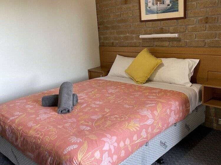 Номер Стандарт, Darling Junction Motor Inn