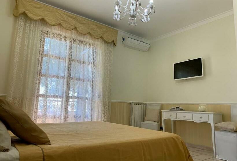 Полулюкс Одноместный с Террасой, Peperosa B&b And Events