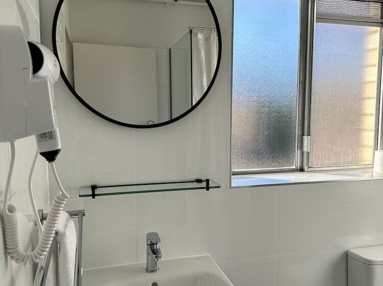 디럭스 룸, Adelaide Airport Motel
