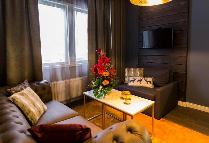 Люкс Повышенной Комфортности, Golden Circle Suites