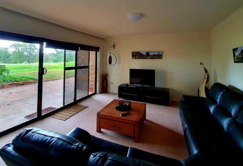 침실 2개 아파트, Shepparton Golf Motel